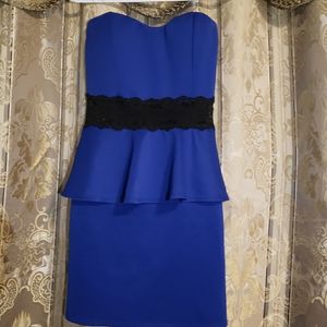 Sweetheart peplum dress
